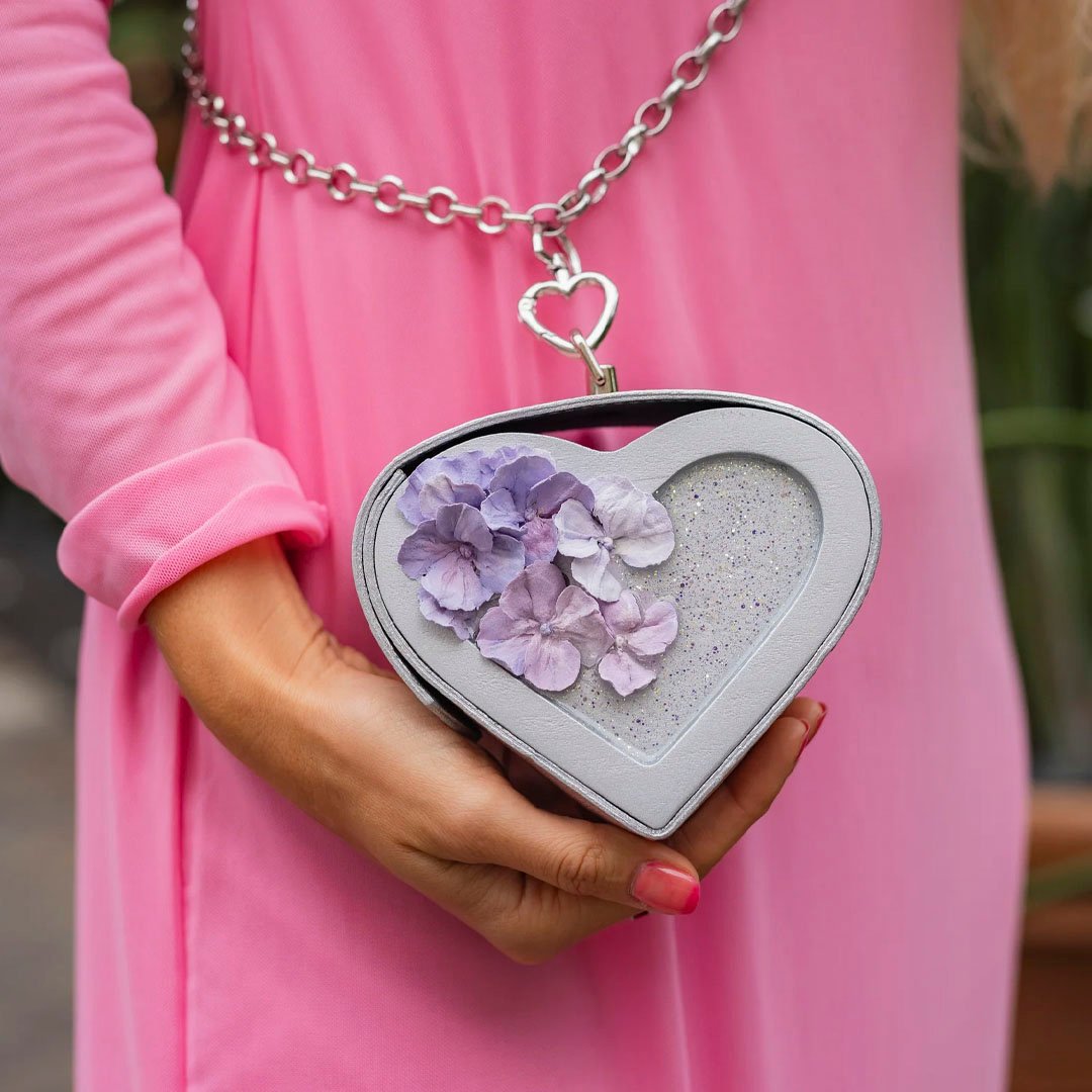 pink heart bag with flower